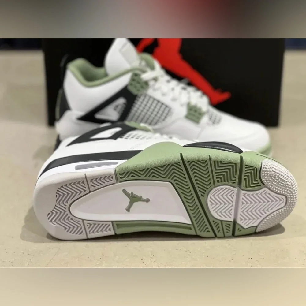 Men’s Size 8 - New Air Jordan 4 Retro “Seafoam” - Picture 6 of 7
